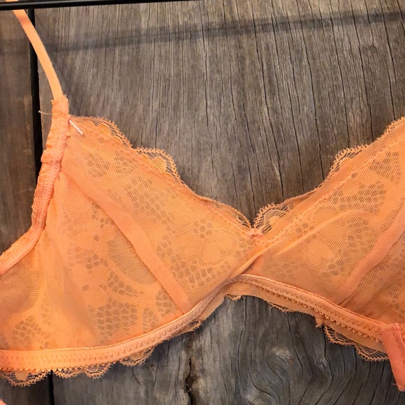 Anemone Allover Lace Mesh Lightly Lined Bra in Peachy Orange Size S/M - Picture 8 of 11